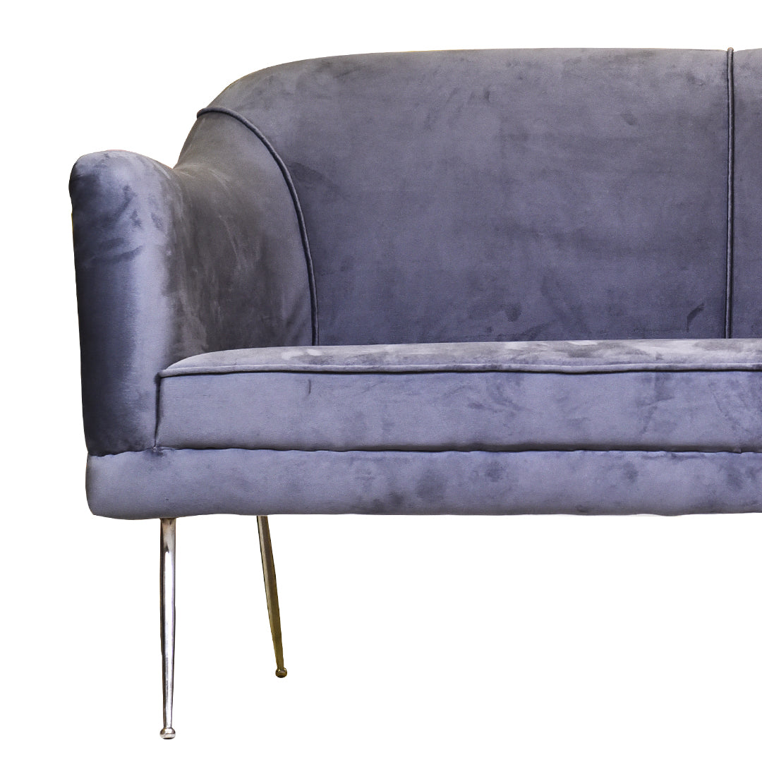 Eco. Classically Styled waiting or reception Sofa